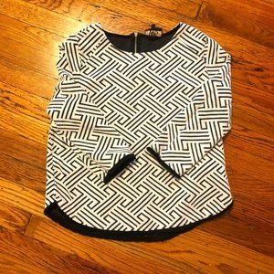 Geometric 3/4 Sleeve Shirt